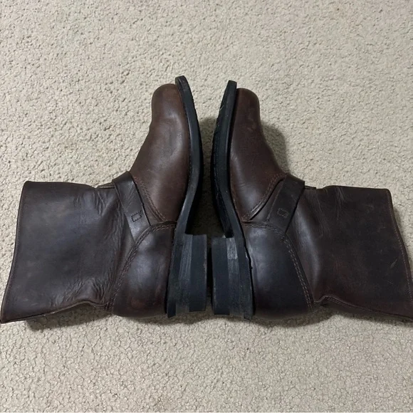 Frye Women’s Size 8.5M Engineer Ankle Boots Moto Boots Brown Leather Pull On - Picture 10 of 13